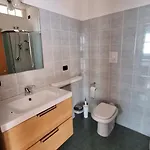 Апартаменты Apartmento Casa 48 - - San Raffaele Милан